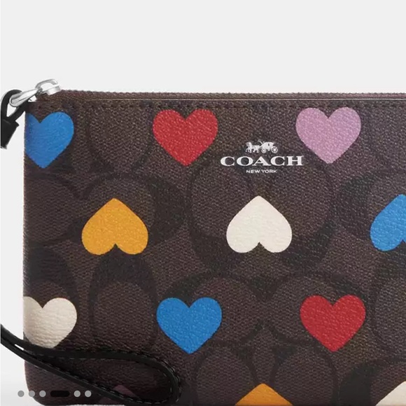 Coach Corner Zip Wristlet In Signature Canvas With Heart Print - Picture 2 of 3